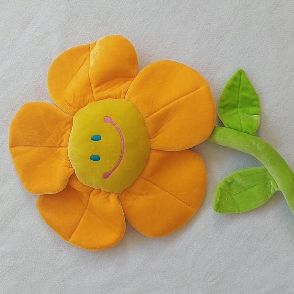 Carousel Toy Inc. HAPPY FACE flower NWOT - Picture 2 of 7
